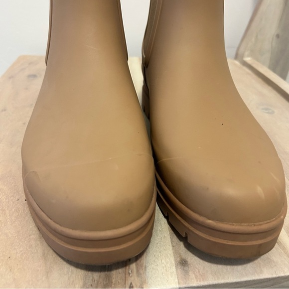 Everlane Rain Boots Womens 8 Chelsea Tawny Brown Rubber Slip on Heavy Anti Slip - Picture 4 of 11